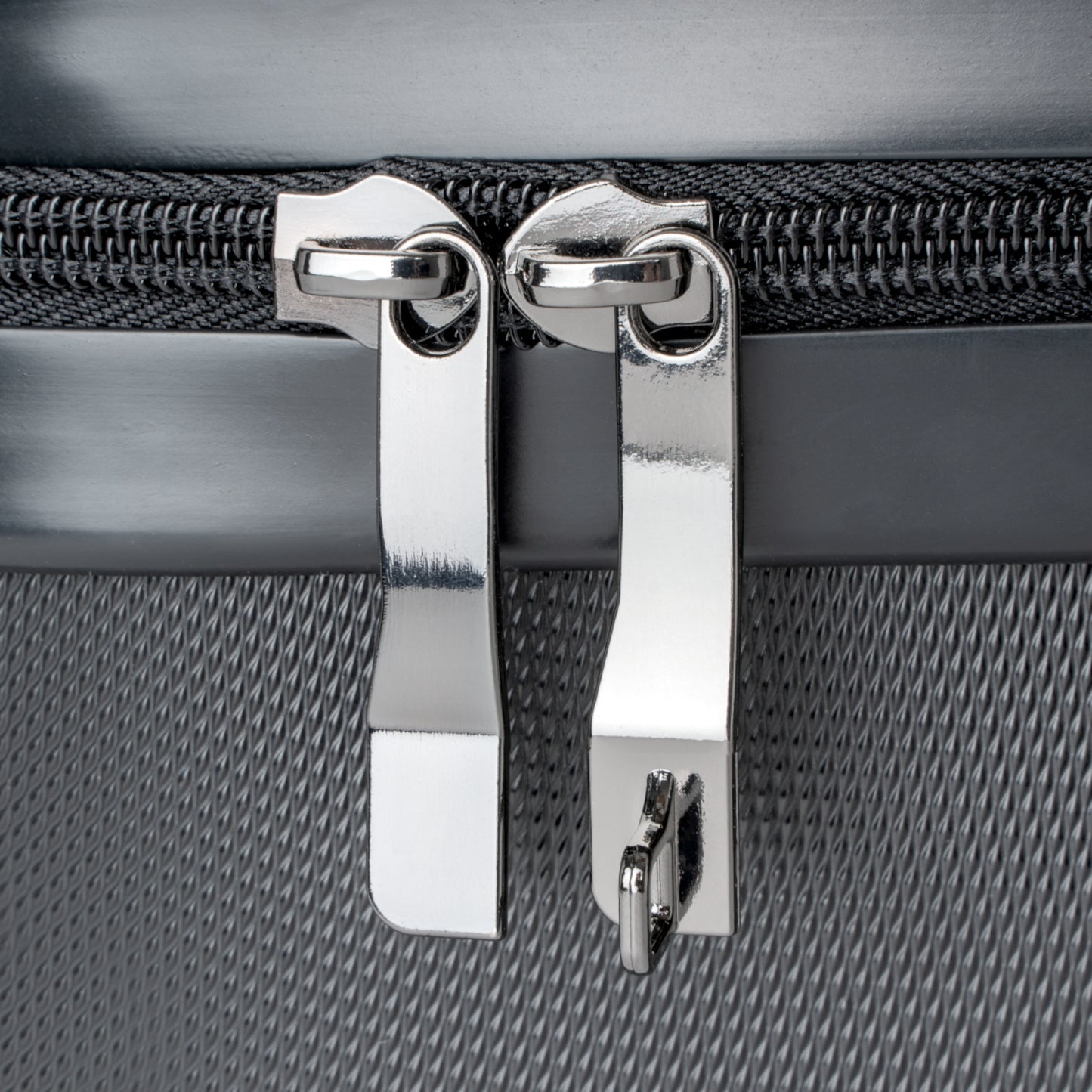 Artistic Equestrian Snaffle Bit and Reins Cabin Suitcase