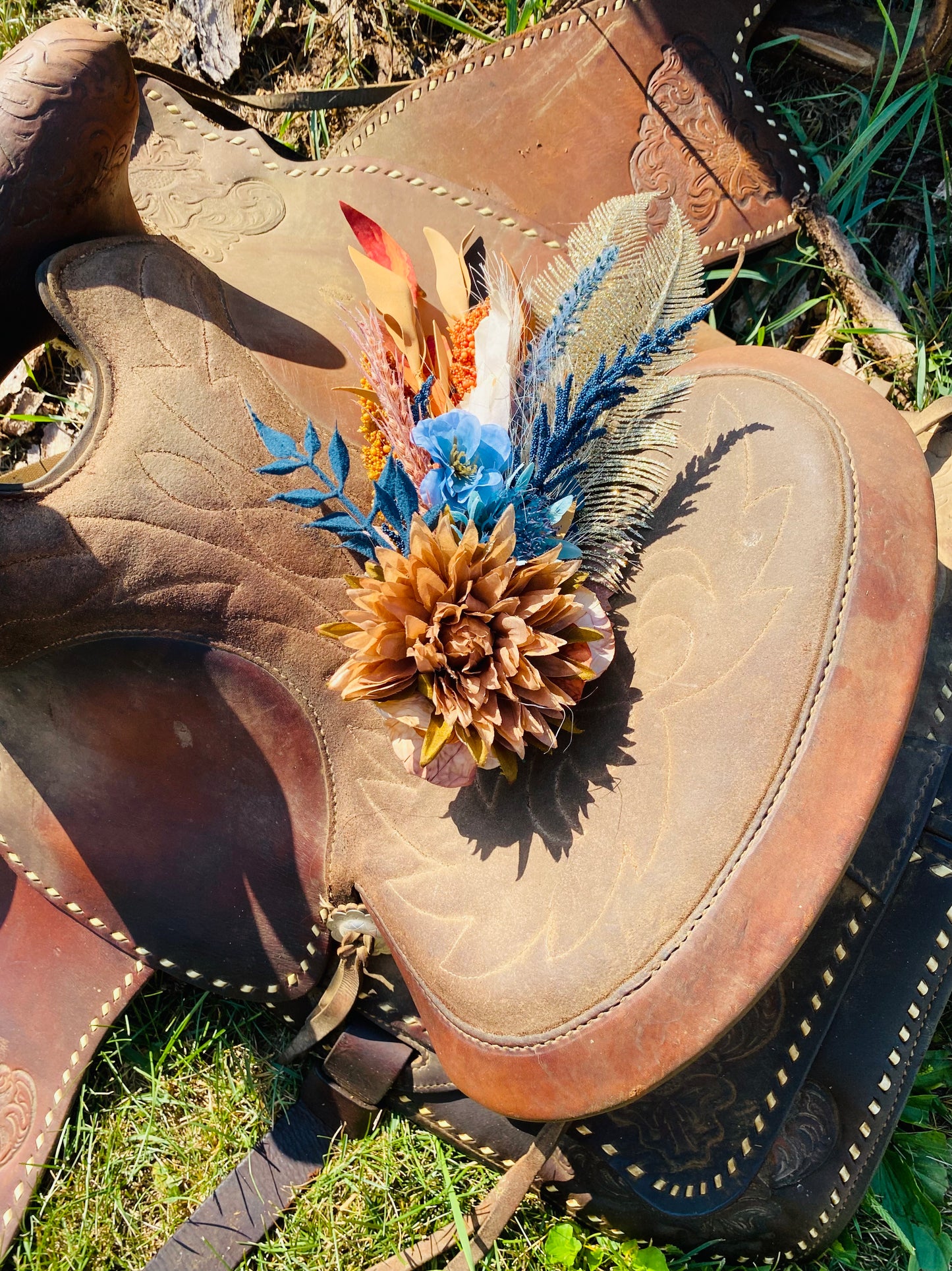 Horse Flower Crown - Horse Photography Prop - Rustic Wedding Decor - Horse Maternity Shoot - Equine Photography Garland - Bridal Photography