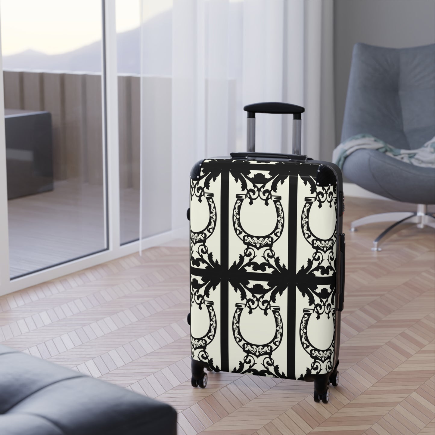 Elegant Horse Shoe Motif Cabin Suitcase