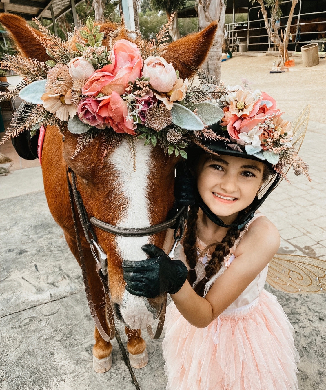 Horse Flower Crown - Horse Photography Prop - Rustic Wedding Decor - Horse Maternity Shoot - Equine Photography Garland - Bridal Photography (Copy)