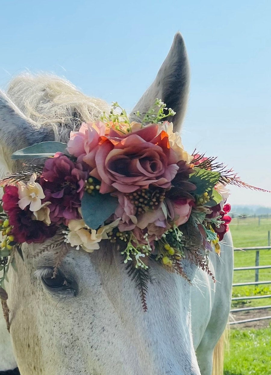 Horse Flower Crown - Horse Photography Prop - Rustic Wedding Decor - Horse Maternity Shoot - Equine Photography Garland - Bridal Photography (Copy)