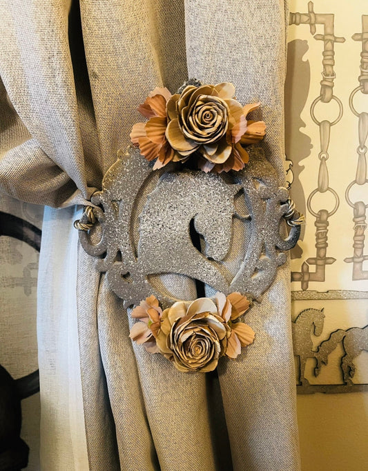 Equestrian Dressage Curtain Tieback - Equine Blind Curtail - Ornate Dressage Horse Head - Decorative Drape Accessory - Horse Lovers Gift